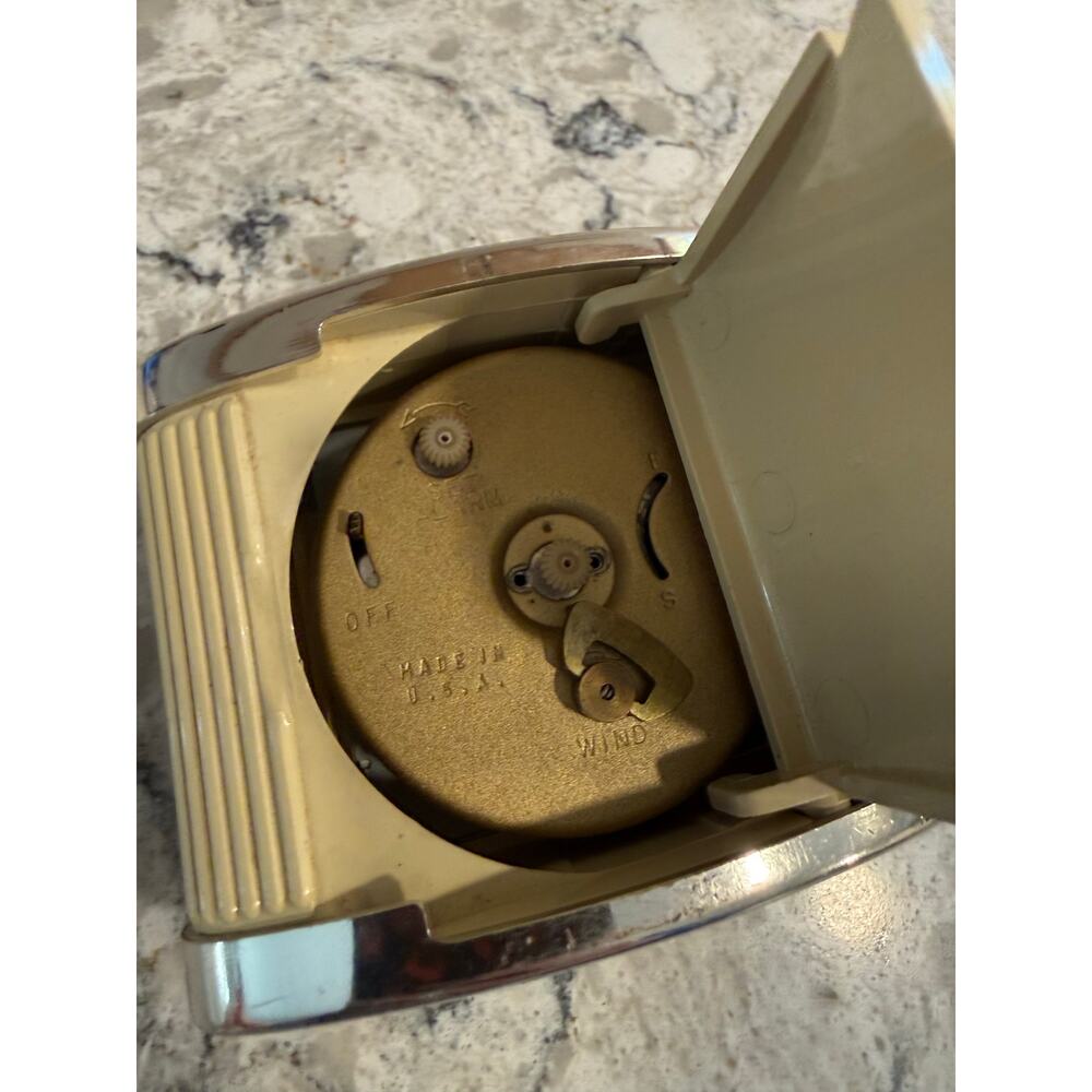 Vintage Westclox Travel Alarm Clock Roll Top JL - Picture 4 of 8